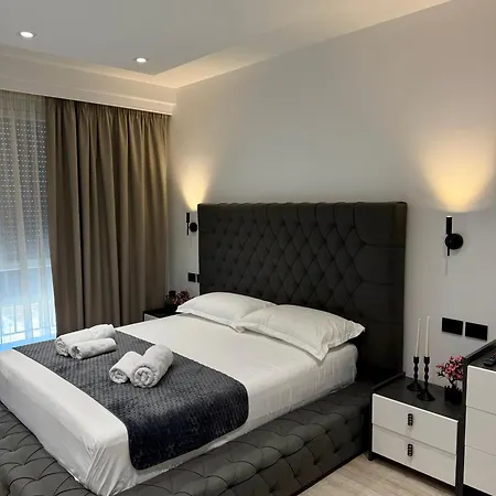 Apartament Teds Luxury 2 *