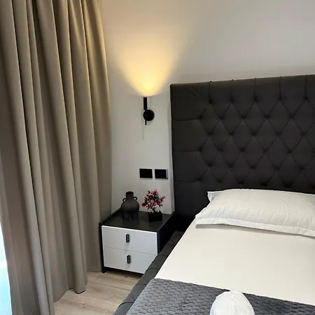 דירה Teds Luxury 2 *